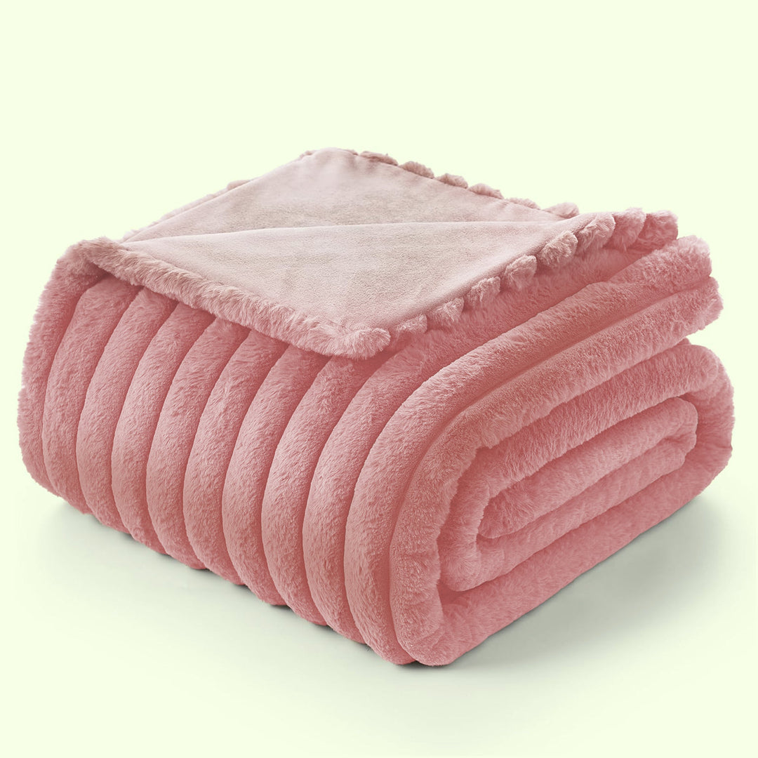 Fluffy Fleece Bed Blanket in Five Colours and Four Sizes | Soft Warmth for Cold Nights | Fleece Blankets