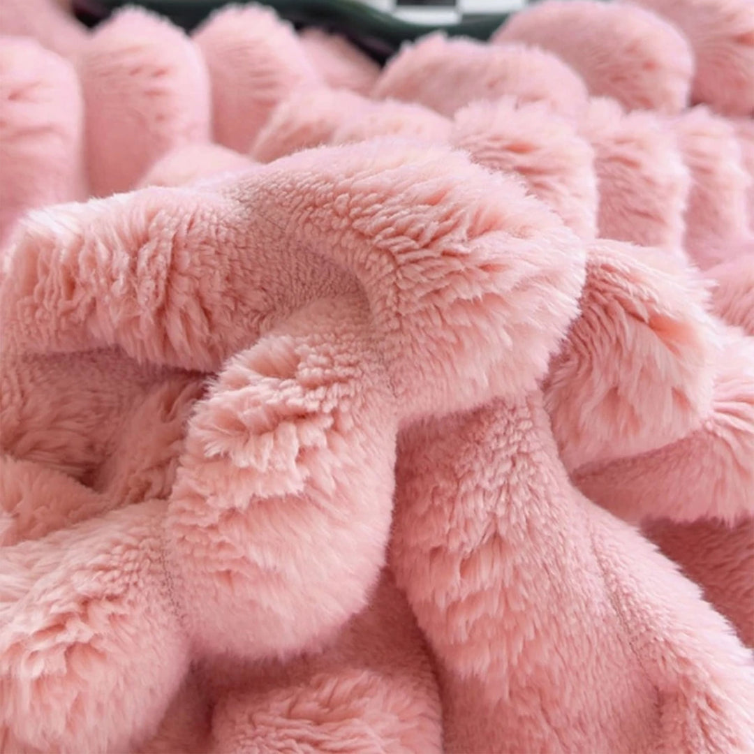 Fluffy Fleece Bed Blanket in Five Colours and Four Sizes | Soft Warmth for Cold Nights | Fleece Blankets