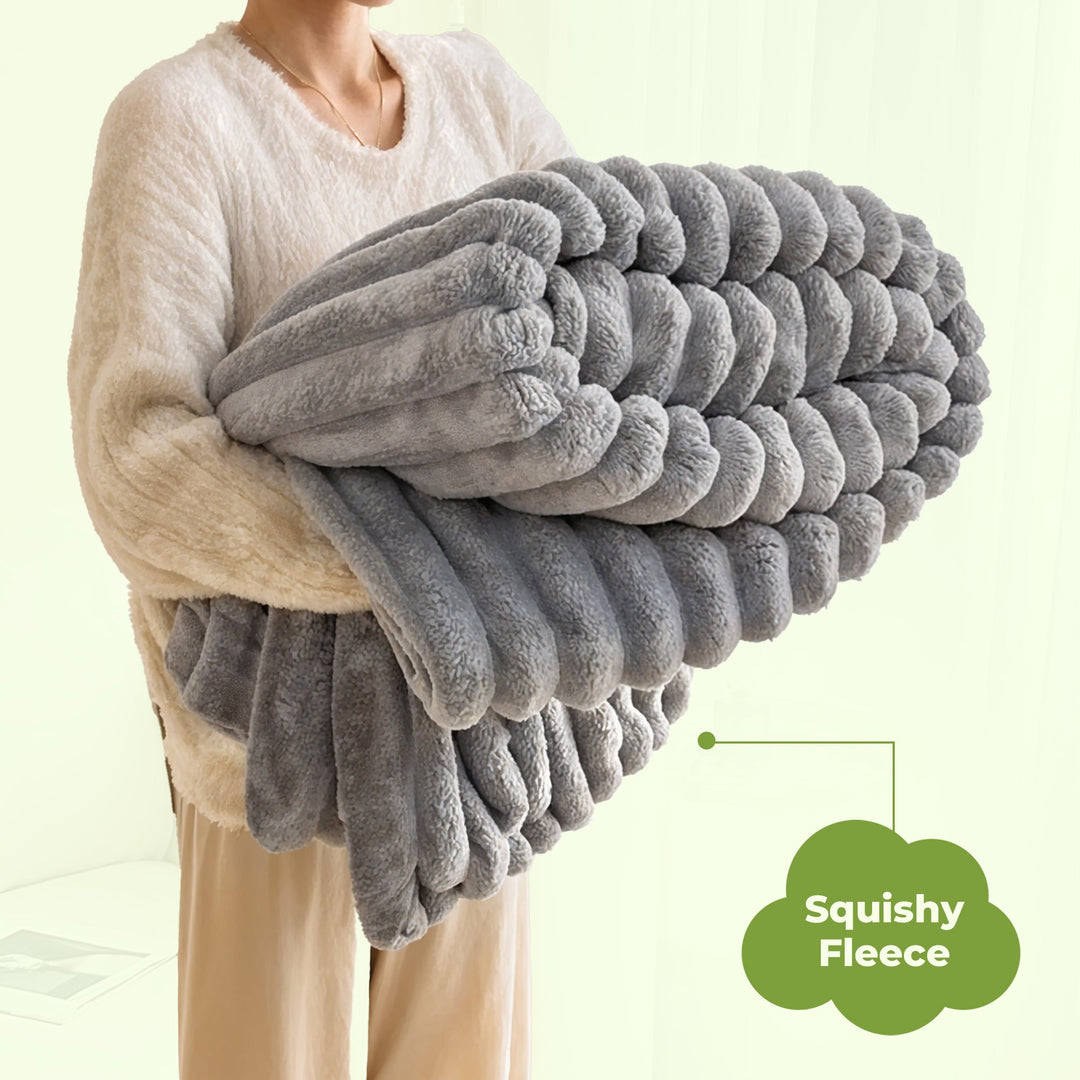Fluffy Fleece Bed Blanket in Five Colours and Four Sizes | Soft Warmth for Cold Nights | Fleece Blankets