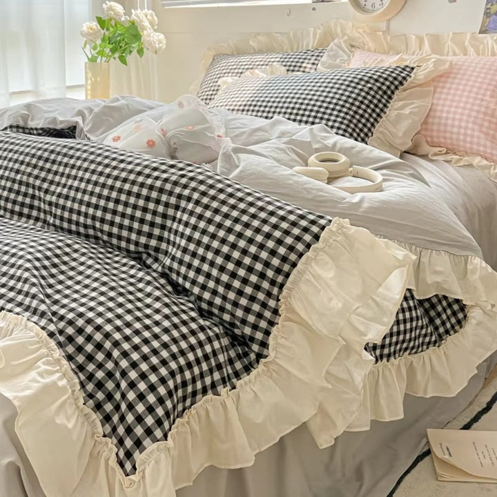 Ruffled Edge Gingham Check Bedding Set with Duvet Cover and Pillowcases | Ruffled Gingham for Cottage Style | Bedding Sets