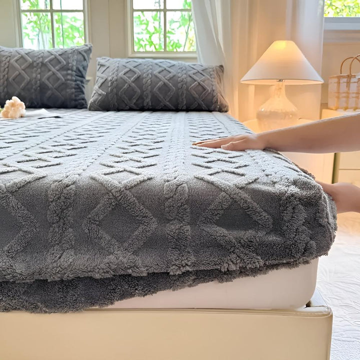 Quilted Velvet Sherpa Deep Pocket Bed Sheet Set, With or Without Pillowcases | Quilted Sherpa Warmth for Winter | Bedding Sets