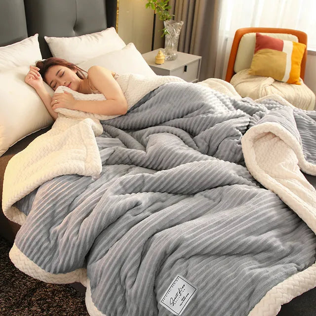 Cozy Polyester Fleece Throw Blanket for Sofa and Bed, Extra Soft for Winter | Extra-Soft Fleece for Cold Months | Throw Blankets