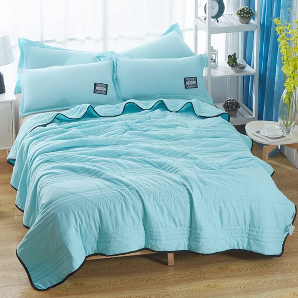 Ice Cooling Blanket for Hot Sleepers, Lightweight and Machine Washable | Cool-Touch Cover for Warm Sleepers | Throw Blankets