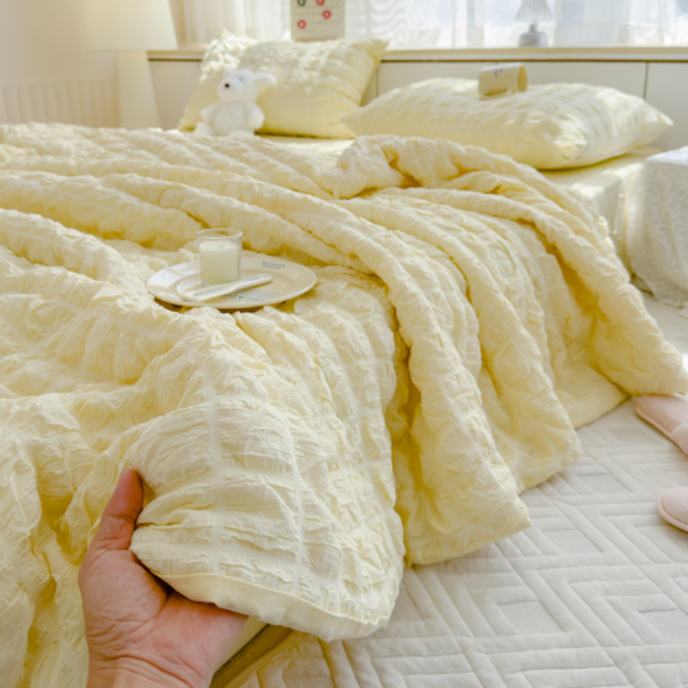 Lightweight Breathable Summer Blanket with Soft Wrinkled Texture | Cool, Airy Comfort in Summer | Throw Blankets