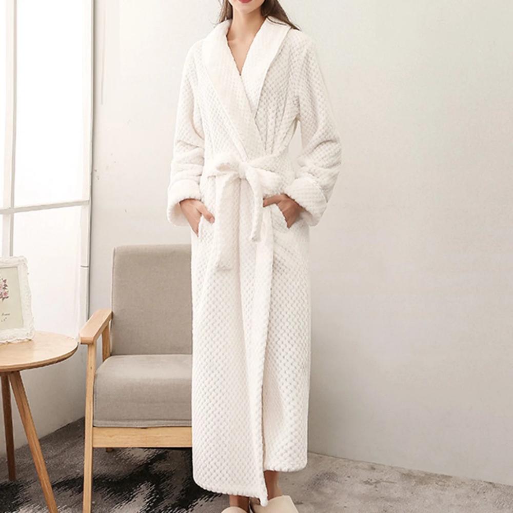 Unisex Fleece Winter Bathrobe with Pockets in Soft Plush Fabric | Warm Fleece for Cold Mornings | Robes