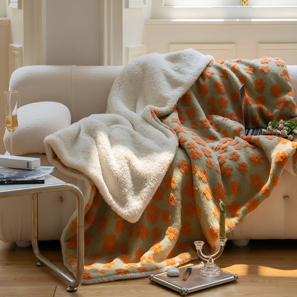 Wildflower 3D Floral Microfibre Blanket, Retro Style, Lightweight | Retro Wildflower Blanket in 3D Texture | Throw Blankets