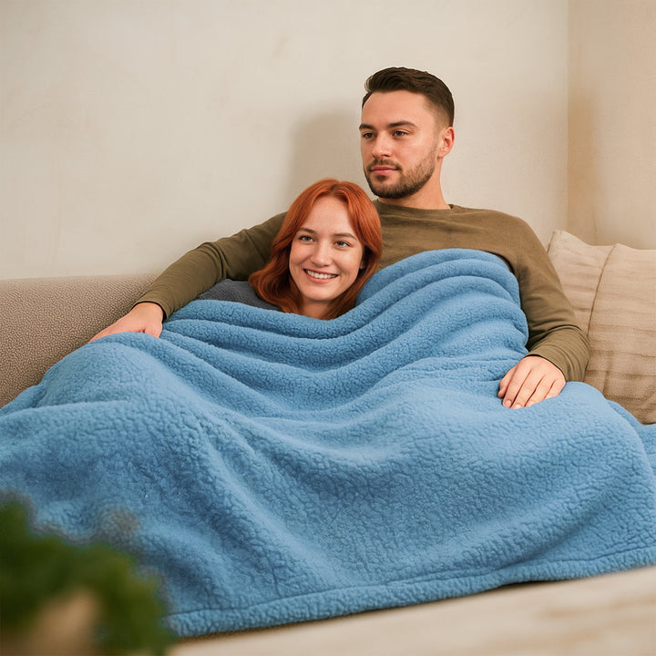 Waterproof Couples Blanket in Six Colours and Four Sizes, Machine Washable | Waterproof Layer, Soft Surface | Throw Blankets