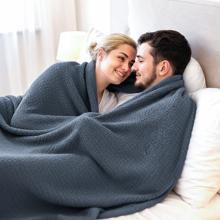 Waterproof Adult Blanket in Soft Fabric, Four Sizes and Nine Colours | Waterproof Protection for Bedding | Throw Blankets