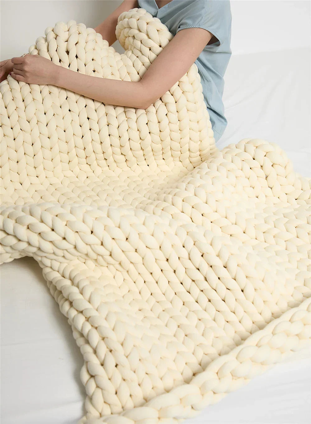 Handmade Chunky Knit Weighted Throw Blanket in Four Sizes from 1 kg to 8 kg | Weighted Chunky Knit Throw | Weighted Blankets