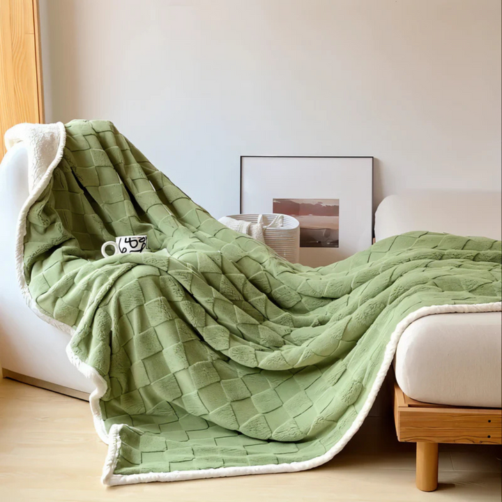Luxury Double-Sided Fleece and Sherpa Blanket in Six Colours | Fleece and Sherpa Winter Warmth | Fleece Blankets