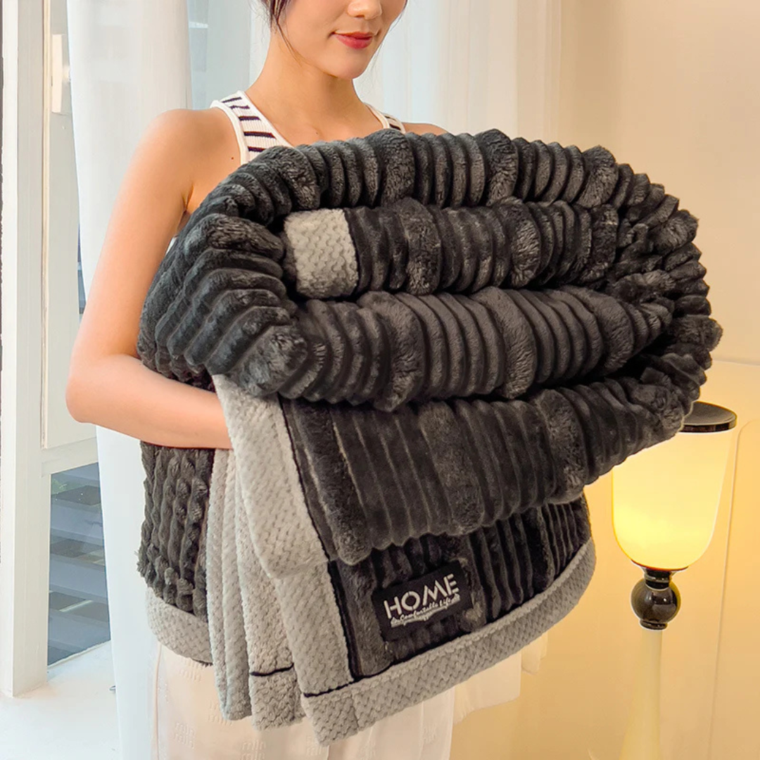 Warm Plush Fleece Blanket for Bed, Couch and Outdoors | Light Fleece Warmth for All Seasons | Fleece Blankets