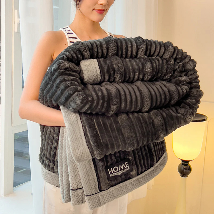 Warm Plush Fleece Blanket for Bed, Couch and Outdoors | Light Fleece Warmth for All Seasons | Fleece Blankets