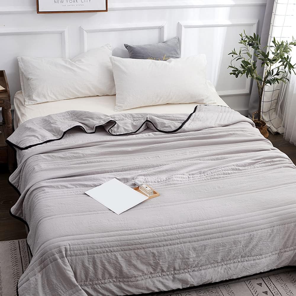 Ice Cooling Blanket for Hot Sleepers, Lightweight and Machine Washable | Cool-Touch Cover for Warm Sleepers | Throw Blankets