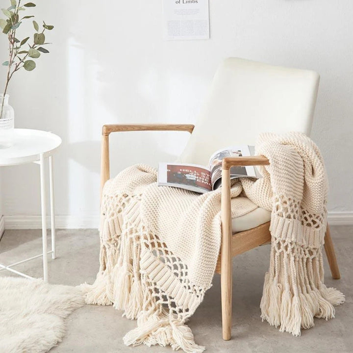 Knit Woven Tassel Throw Blanket in Calming Colours | Boho Knit Texture with Tassels | Throw Blankets