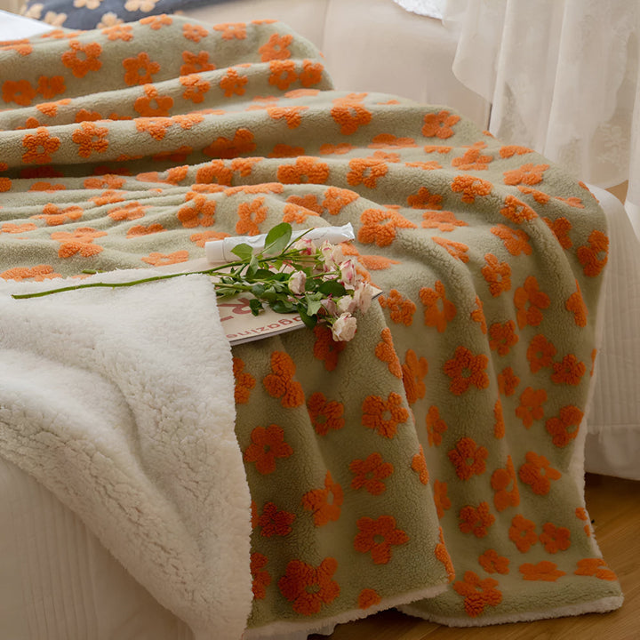 Wildflower 3D Floral Microfibre Blanket, Retro Style, Lightweight | Retro Wildflower Blanket in 3D Texture | Throw Blankets