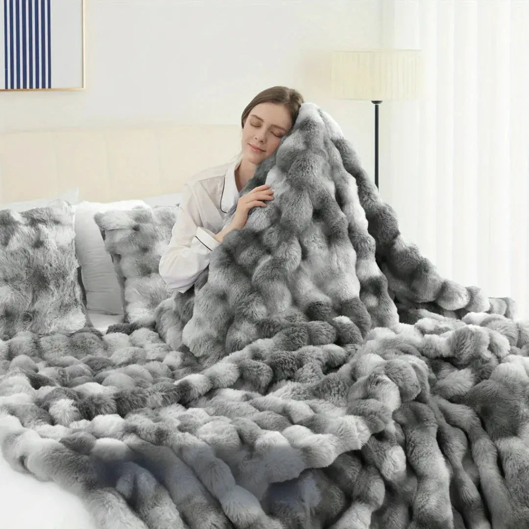Reversible Faux Rabbit Fur and Velvet Fleece Throw Blanket | Two Plush Sides, One Cosy Throw | Throw Blankets
