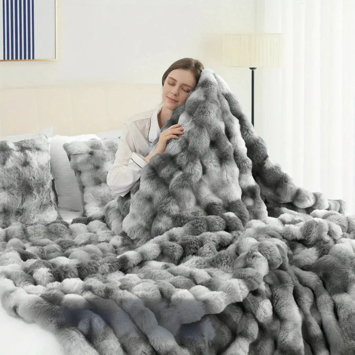 Reversible Faux Rabbit Fur and Velvet Fleece Throw Blanket | Two Plush Sides, One Cosy Throw | Throw Blankets