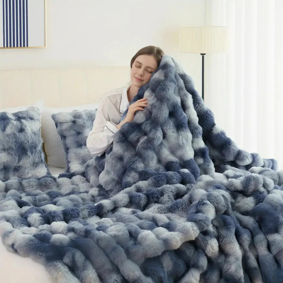 Reversible Faux Rabbit Fur and Velvet Fleece Throw Blanket | Two Plush Sides, One Cosy Throw | Throw Blankets