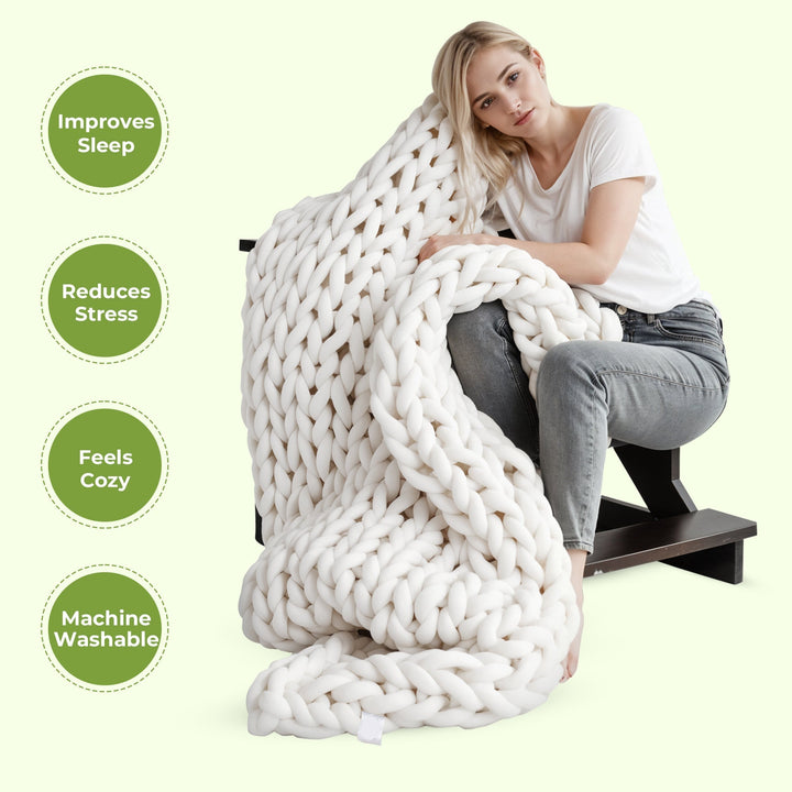 Handwoven-Style Chunky Knit Throw Blanket in Cream, Grey or White | Chunky Knit Texture for Cosy Nights | Throw Blankets