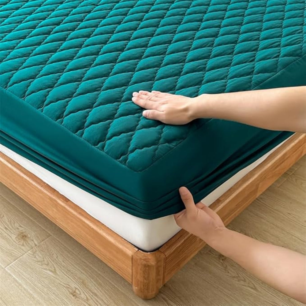 Argyle Waterproof Deep Pocket Fitted Sheet Set with Optional Pillowcases | Argyle Pattern, Spill-Smart Fitted Sheet | Bedding Sets
