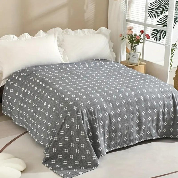 Diamond Dot Three-Layer Cotton Gauze Comfort Blanket, Five Colours | Three-Layer Gauze, Diamond Dots | Throw Blankets