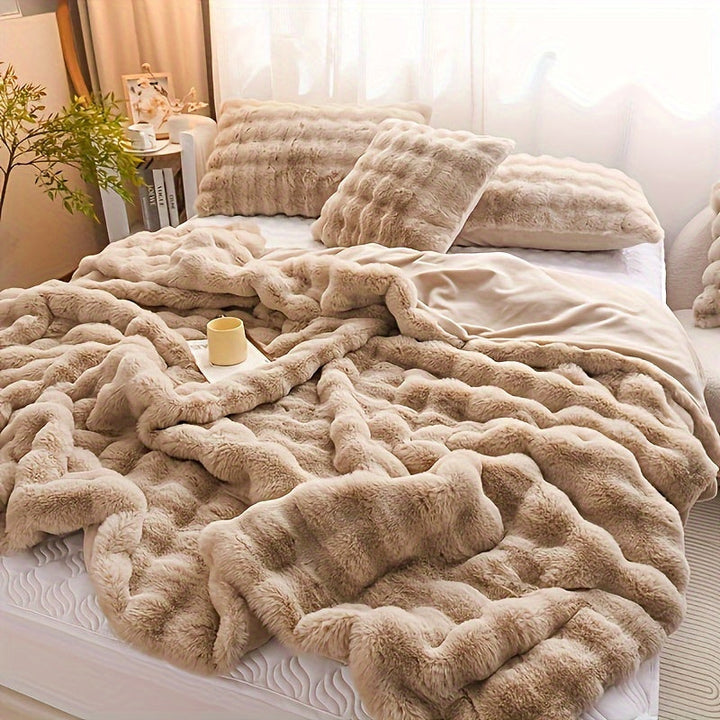 Premium Milk Fleece Throw Blanket with Rabbit Fur Feel | Rabbit-Soft Fleece for Every Season | Throw Blankets