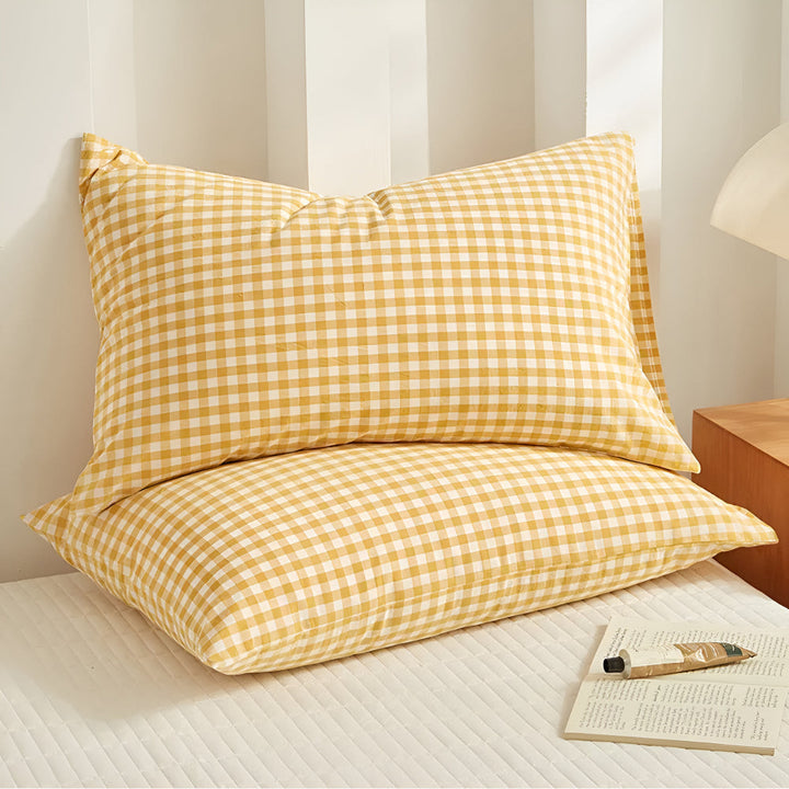 Soft Checkered Plaid Microfiber Pillowcases with Envelope Closure, Set of 2 | Cheerful Checks for Cozy Beds | Pillowcases
