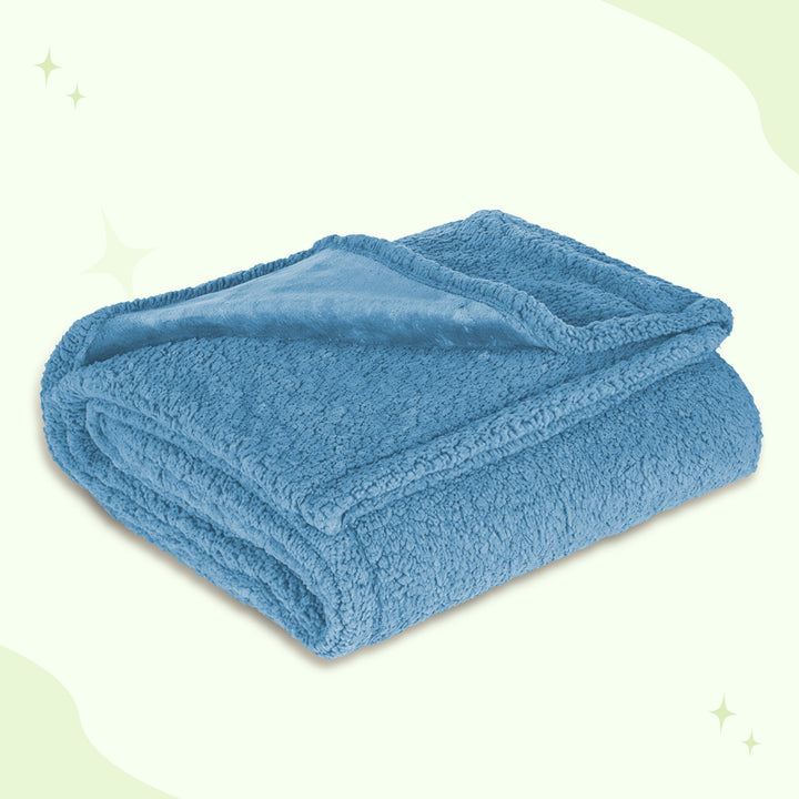 Waterproof Adult Blanket in Soft Fabric, Four Sizes and Nine Colours | Waterproof Protection for Bedding | Throw Blankets