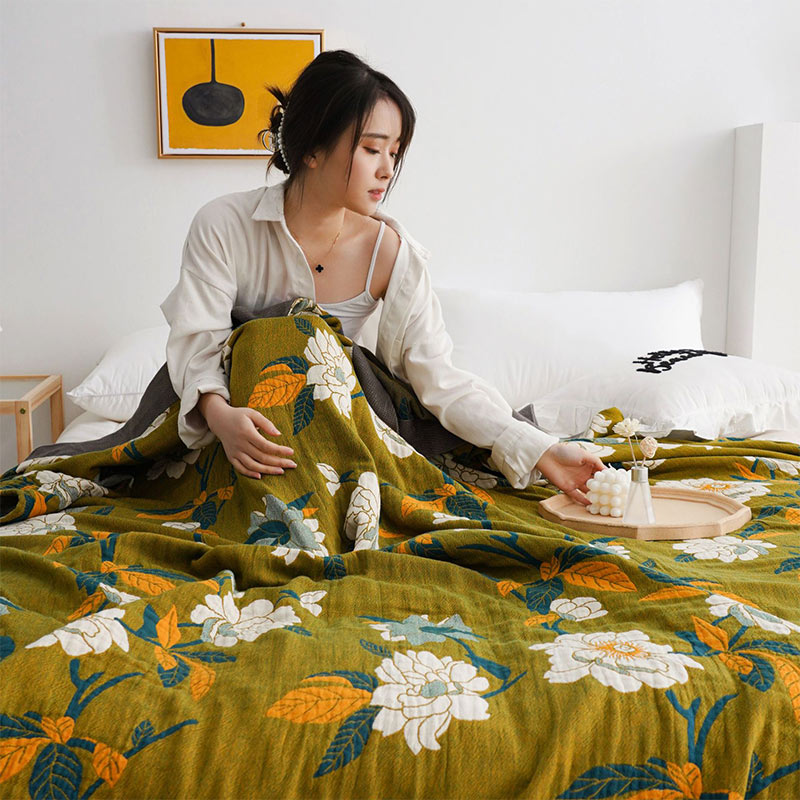 Olive Flower Jacquard Cotton Quilt with Double-Sided Boho Pattern | Vintage Olive Flower Quilt, Two Patterns | Quilts