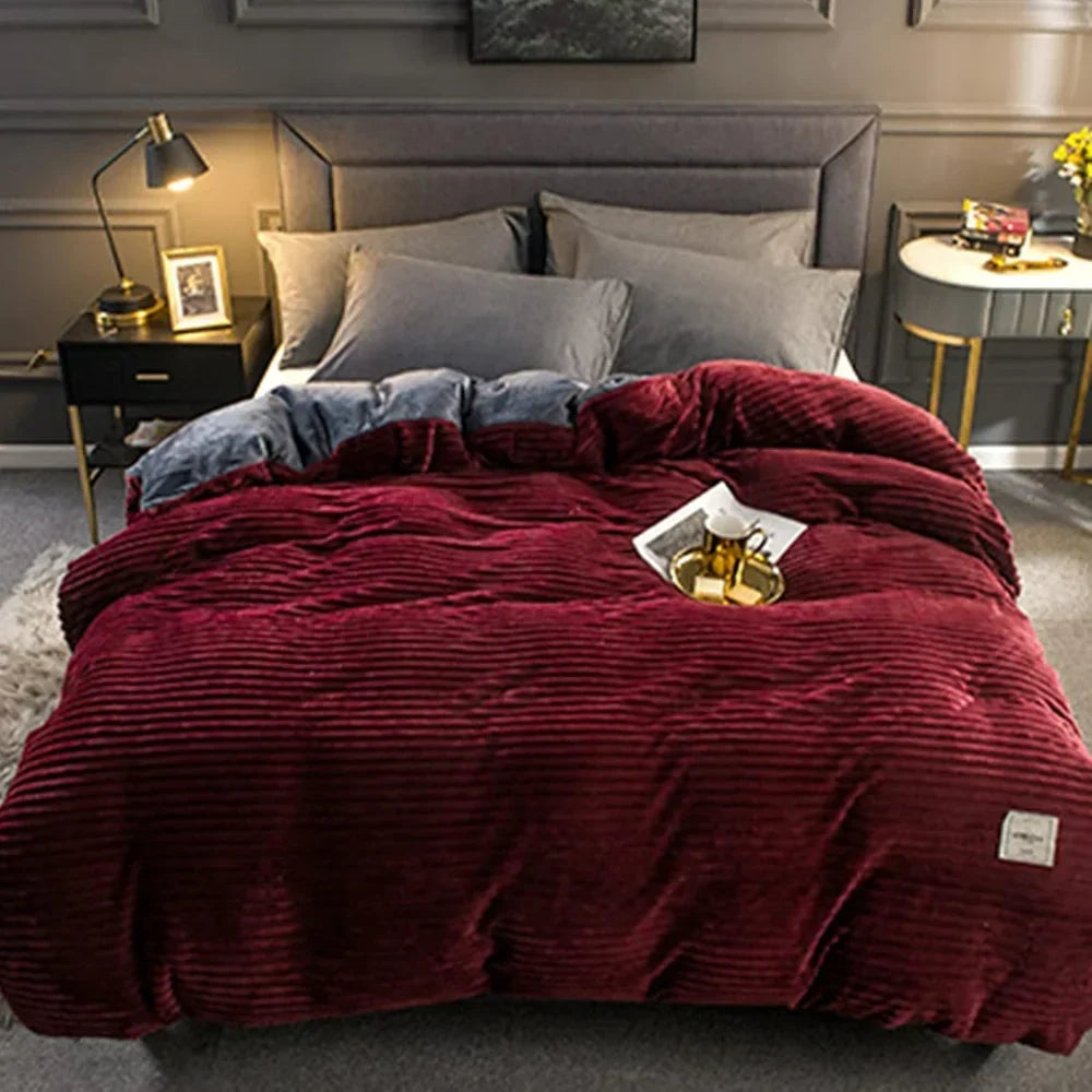 Soft Fleece Duvet Cover Set with Pillowcases in Six Colours and Sizes | Plush Fleece Bedding for Winter | Bedding Sets