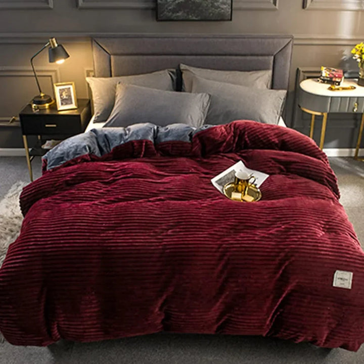 Soft Fleece Duvet Cover Set with Pillowcases in Six Colours and Sizes | Plush Fleece Bedding for Winter | Bedding Sets