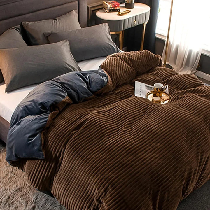 Soft Fleece Duvet Cover Set with Pillowcases in Six Colours and Sizes | Plush Fleece Bedding for Winter | Bedding Sets