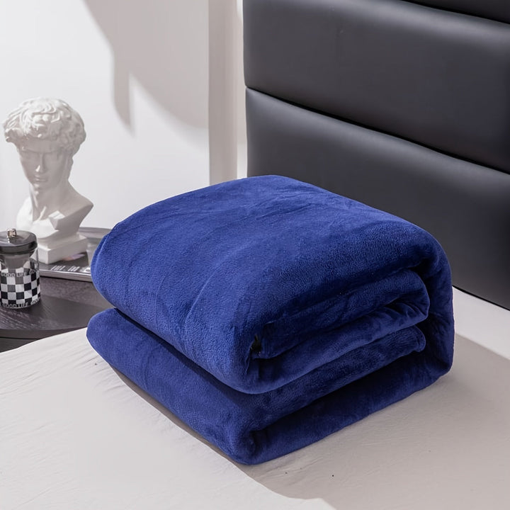 Soft Polyester Flannel Blanket for Couch, Bed and Camping in Six Sizes | Soft Flannel for All Seasons | Throw Blankets
