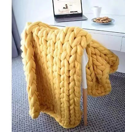Super Thick Chunky Knit Blanket in Soft Microfibre Blend, Six Colours | Super-Chunky Knit for Snuggling | Throw Blankets