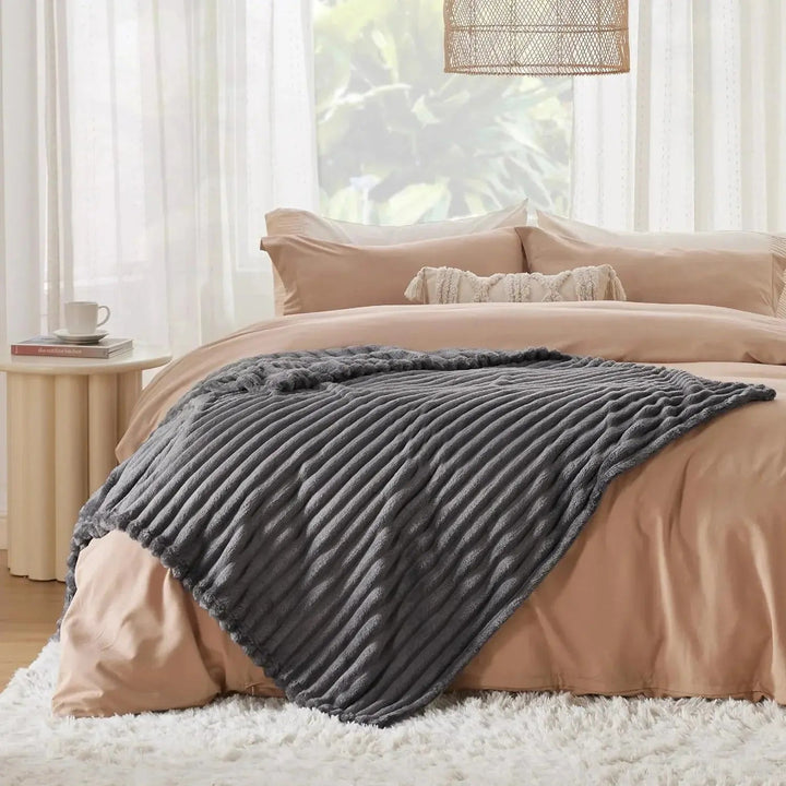 Luxury Faux Rabbit Fur Throw Blanket, Fluffy and Warm | Fluffy Warmth for Any Season | Throw Blankets