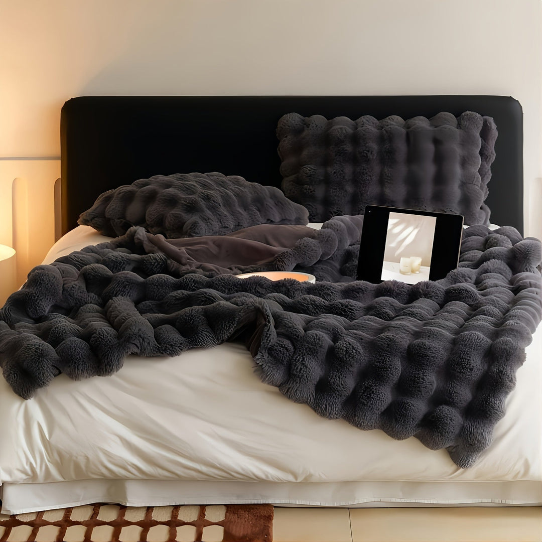 Premium Milk Fleece Throw Blanket with Rabbit Fur Feel | Rabbit-Soft Fleece for Every Season | Throw Blankets