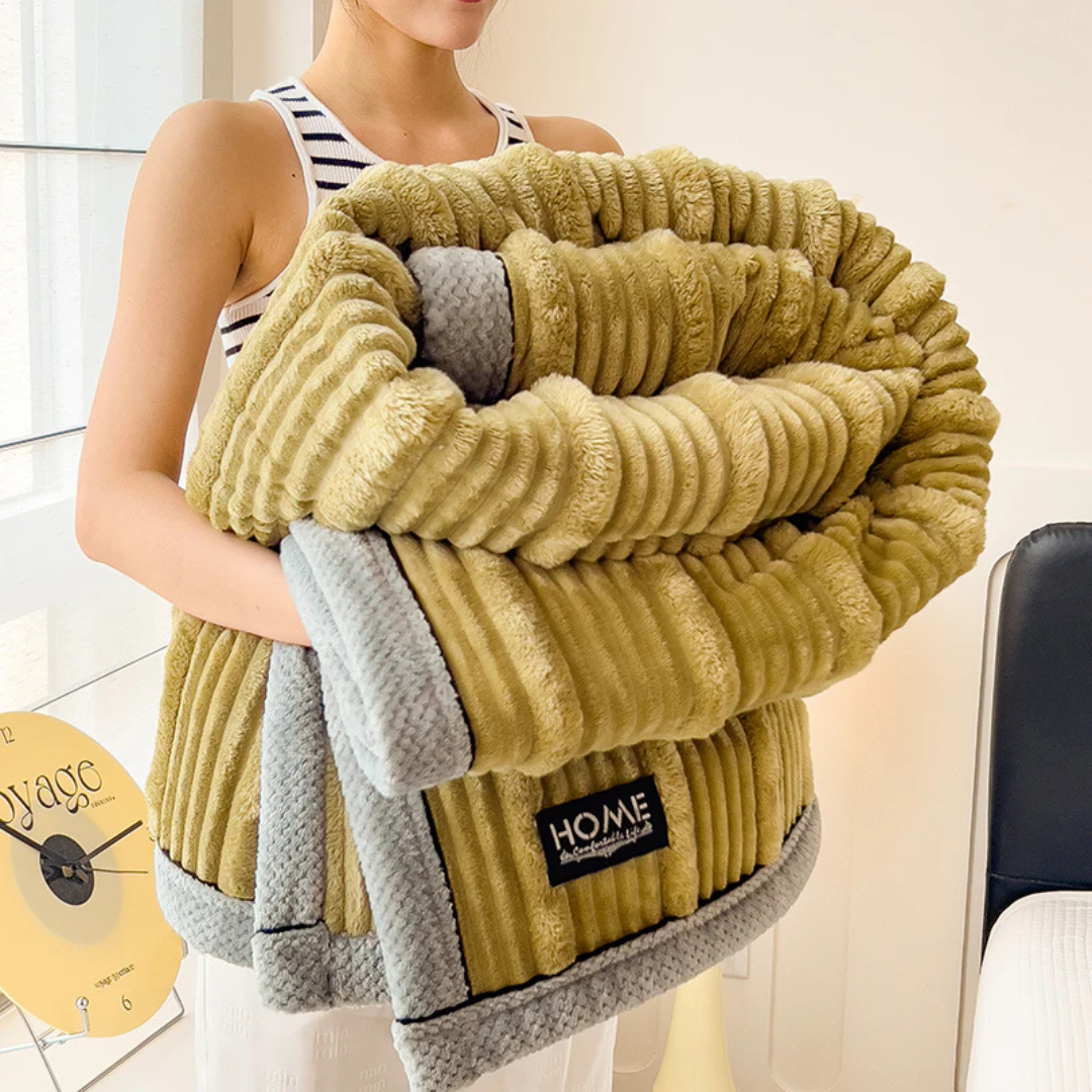 Warm Plush Fleece Blanket for Bed, Couch and Outdoors | Light Fleece Warmth for All Seasons | Fleece Blankets