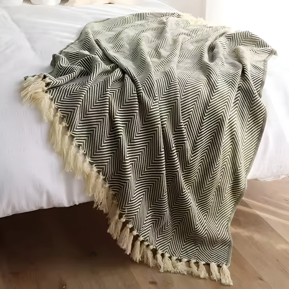 Herringbone Tassel Microfiber Knit Blanket for Sofa and Travel | Herringbone Weave with Tassels | Throw Blankets
