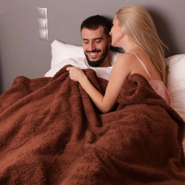 Waterproof Bed Blanket with Soft Surface in Four Sizes | Protect Your Bedding From Spills | Waterproof Blankets