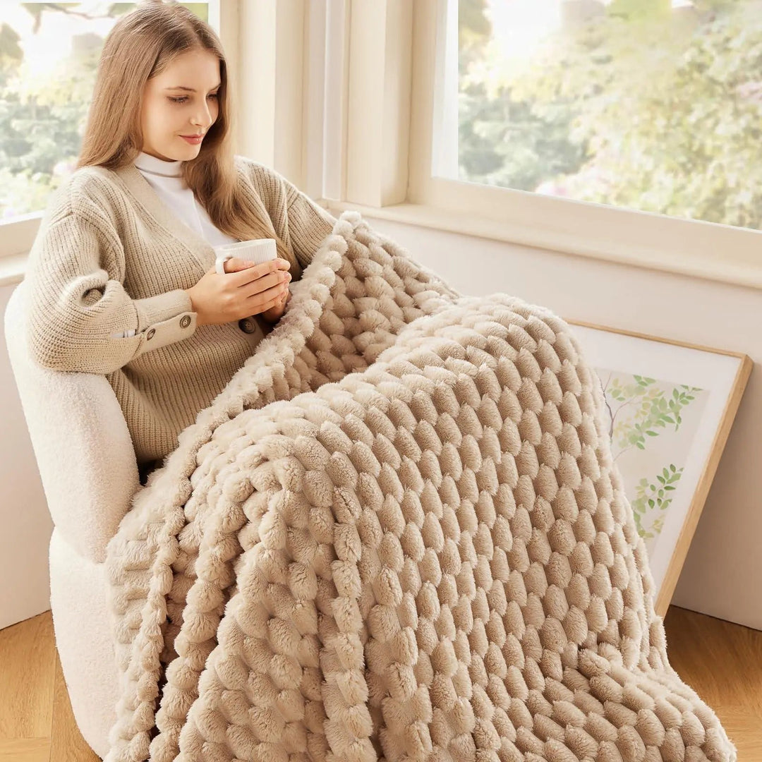 3D Clouds Jacquard Silky Flannel Fleece Blanket for All Seasons | Cloud-Textured Throw for Every Season | Throw Blankets