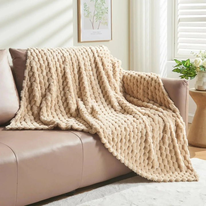 3D Cloud Jacquard Fleece Blanket in Silky Flannel | Soft Raised-Texture Warmth | Throw Blankets