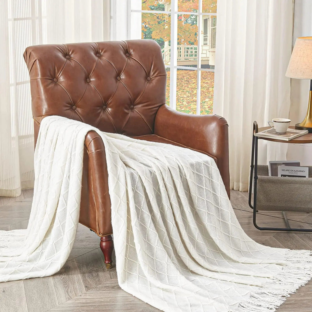 Nordic Knitted Throw Blanket with Tassels, 130 x 230 cm | Textured Style and Warmth | Throw Blankets