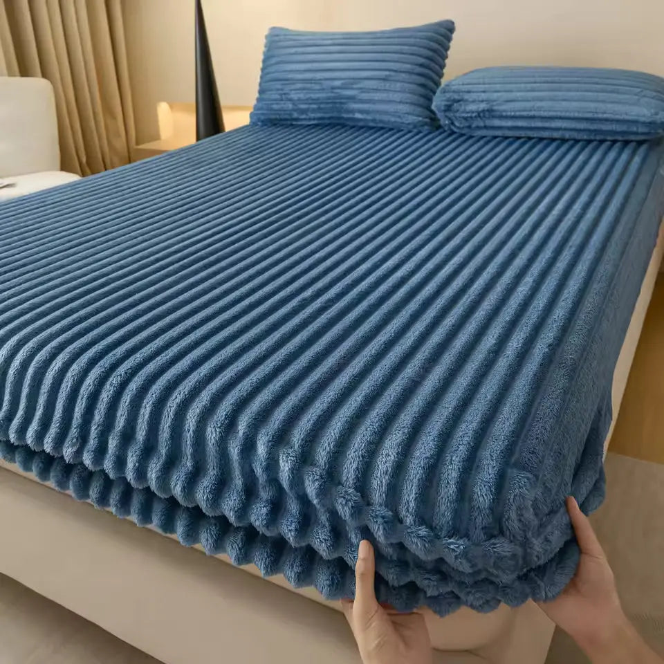 Luxury Faux Fur Fitted Bed Sheet with Deep Pockets, Three Sizes | Plush Deep-Pocket Fitted Sheet | Fitted Sheets