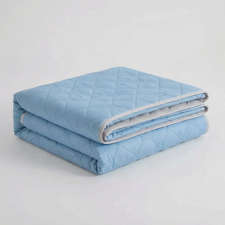 Lightweight Quilted Summer Throw Blanket with Silky Cooling Feel | Silky Quilted Cooling for Hot Sleepers | Cooling Blankets
