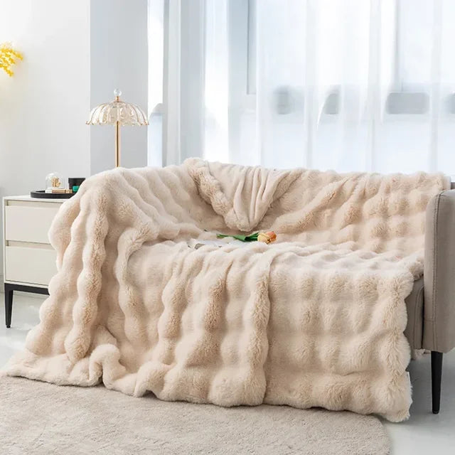 Super Soft Plush Fleece Blanket for Bed, Sofa and Living Room | Silky Soft Fleece Warmth | Fleece Blankets