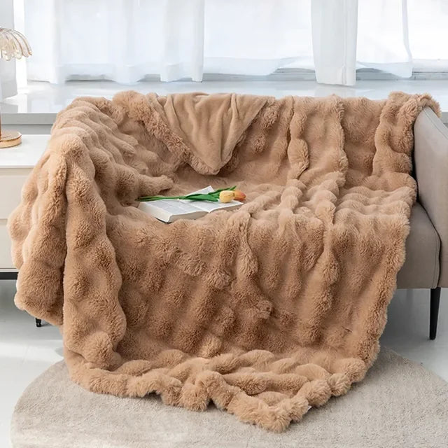 Super Soft Plush Fleece Blanket for Bed, Sofa and Living Room | Silky Soft Fleece Warmth | Fleece Blankets