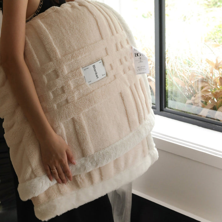 Fluffy Jacquard Winter Blanket with Three-Dimensional Texture | Textured Jacquard Evening Warmth | Throw Blankets