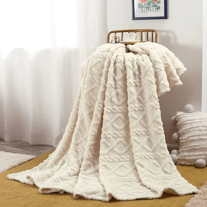 Double-Sided Ruched Faux Fur Throw Blanket in Stretch Microfiber | Textured Throw for Sofa and Bed | Throw Blankets