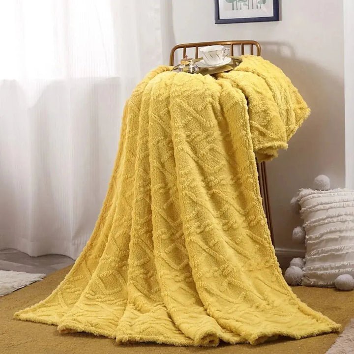 Double-Sided Ruched Faux Fur Throw Blanket in Stretch Microfiber | Textured Throw for Sofa and Bed | Throw Blankets