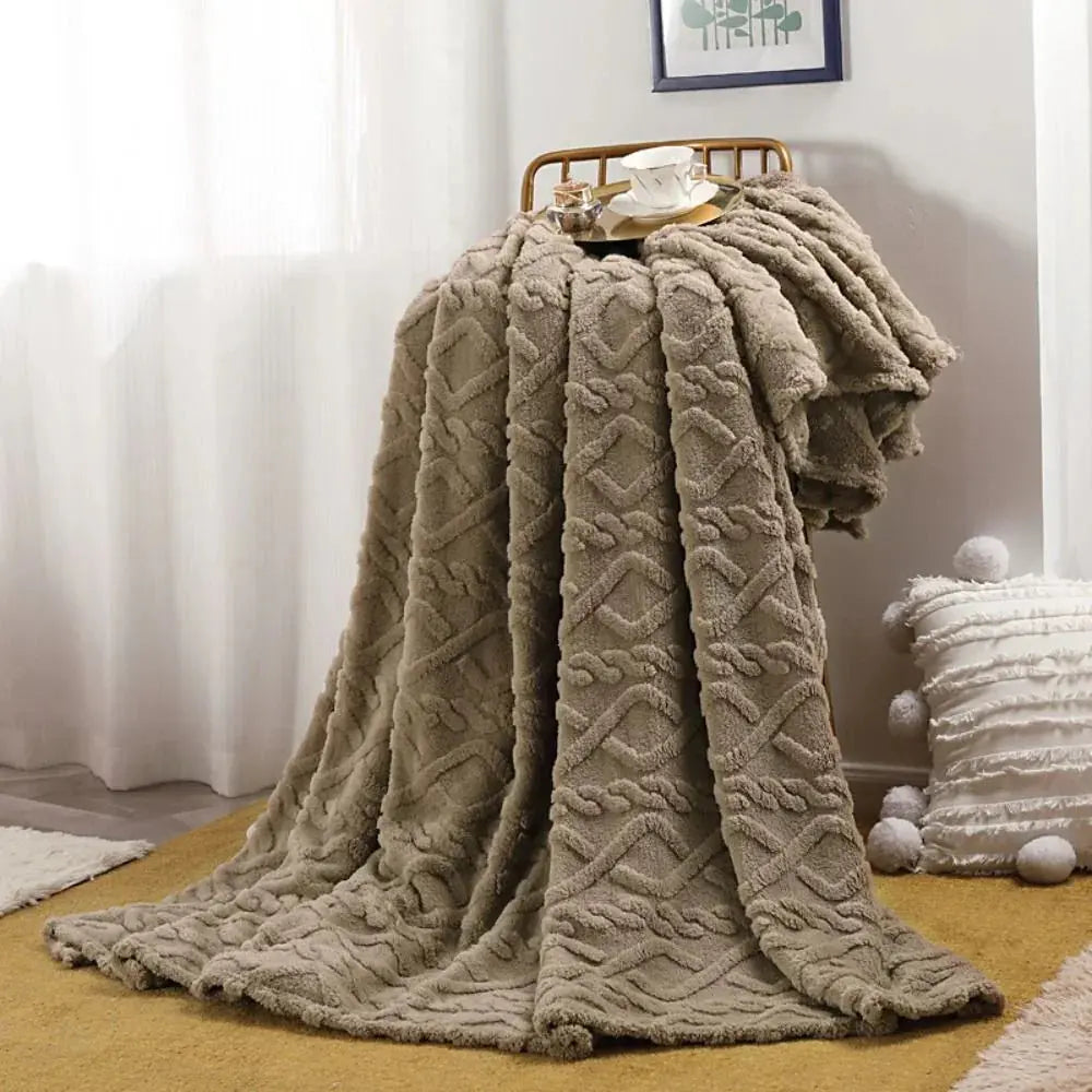 Double-Sided Ruched Faux Fur Throw Blanket in Stretch Microfiber | Textured Throw for Sofa and Bed | Throw Blankets